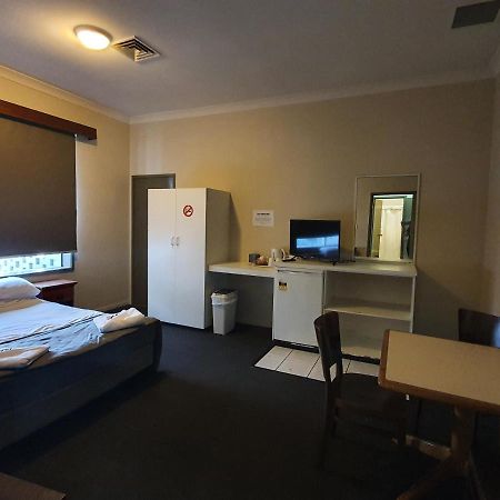 Hotel Allen Townsville Exterior foto
